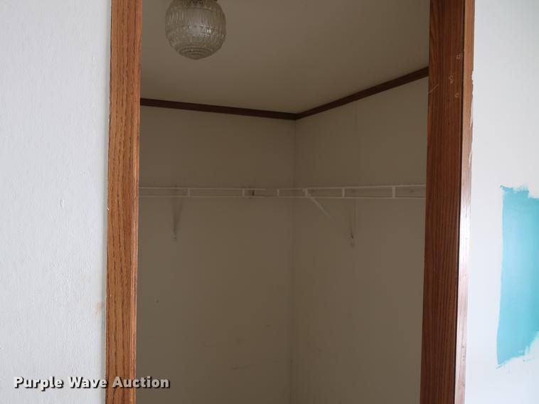 image for item DE6086 1995 Fleetwood Homes mobile home