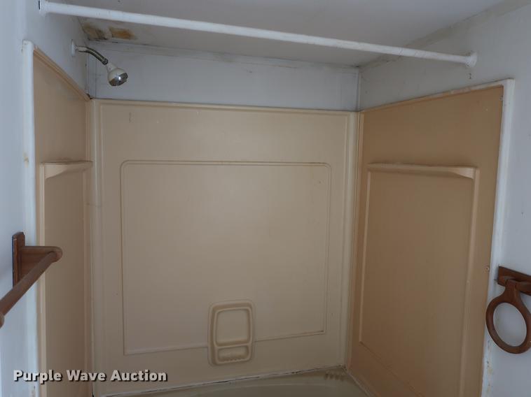 image for item DE6086 1995 Fleetwood Homes mobile home