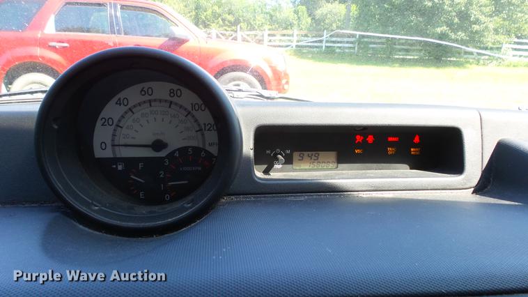 image for item DE7186 2005 Scion XB SUV