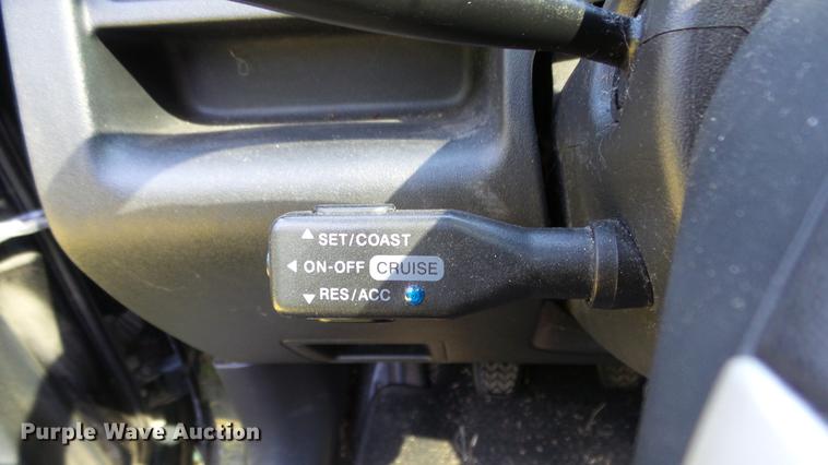 image for item DE7186 2005 Scion XB SUV