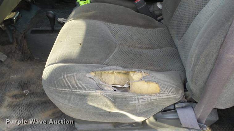 image for item DE7210 2006 Chevrolet Silverado 2500HD Ext. Cab pickup truck