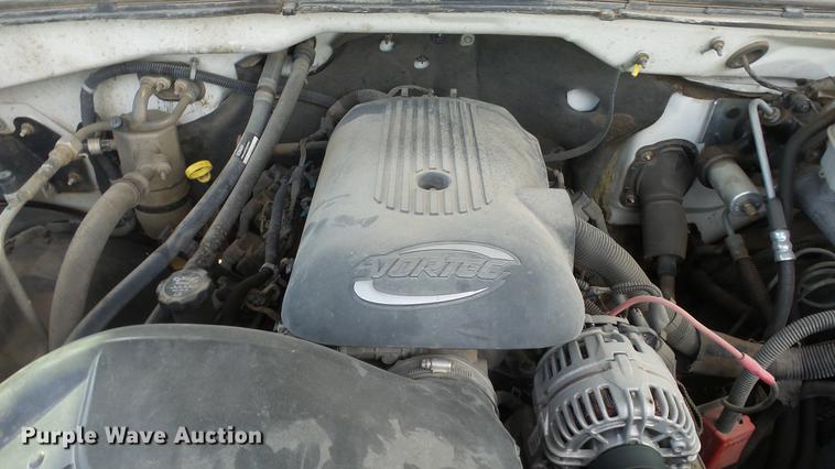 image for item DE7210 2006 Chevrolet Silverado 2500HD Ext. Cab pickup truck