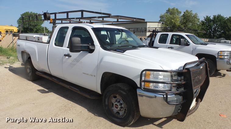 image for item DF4296 2008 Chevrolet 2500 Ext. Cab pickup truck