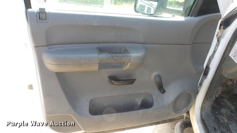 image for item DF4296 2008 Chevrolet 2500 Ext. Cab pickup truck