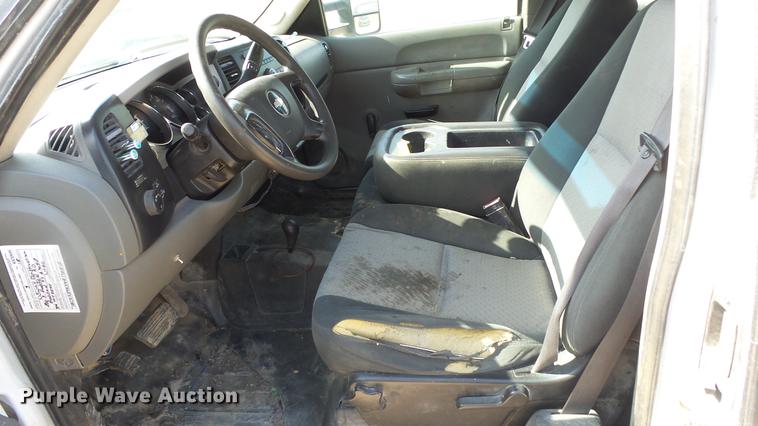 image for item DF4296 2008 Chevrolet 2500 Ext. Cab pickup truck