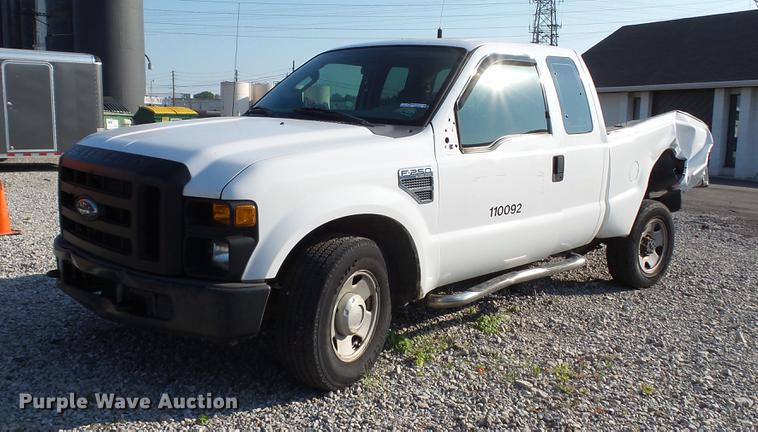 image for item DM9905 2008 Ford F250  Super Duty XL SuperCab pickup truck