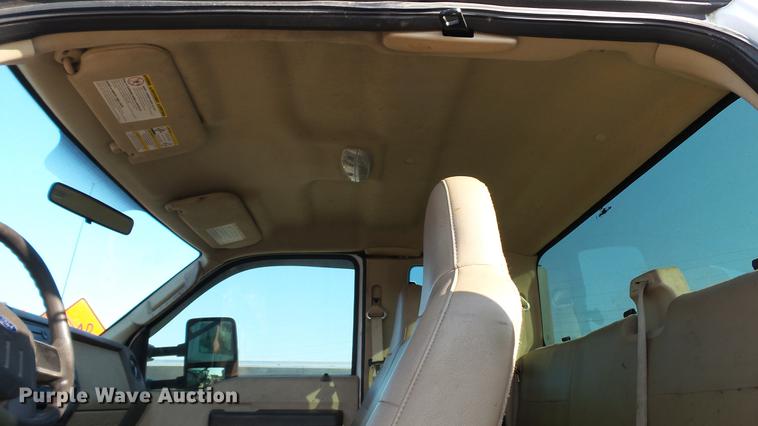 image for item DM9905 2008 Ford F250  Super Duty XL SuperCab pickup truck