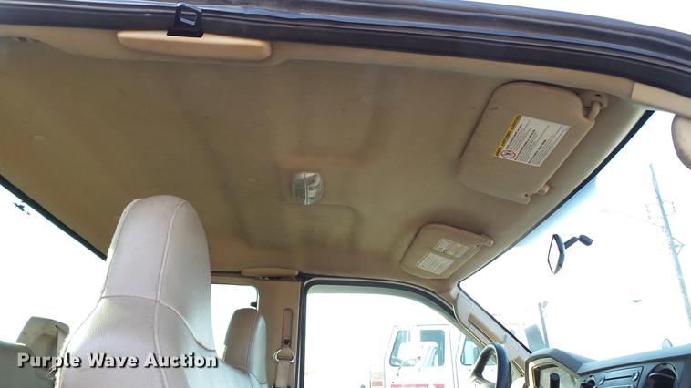 image for item DM9905 2008 Ford F250  Super Duty XL SuperCab pickup truck