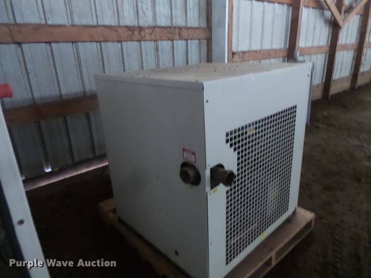 image for item DV9422 Ingersoll Rand SSR-XP75 air compressor