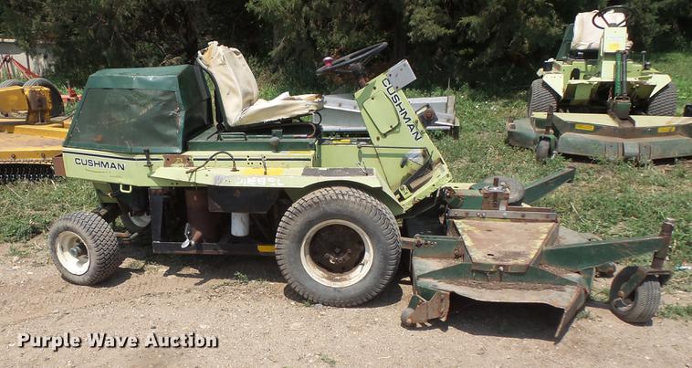 image for item DV9430 Cushman lawn mower