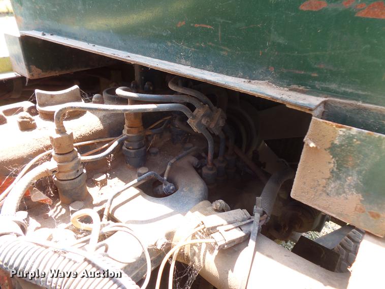 image for item DV9430 Cushman lawn mower