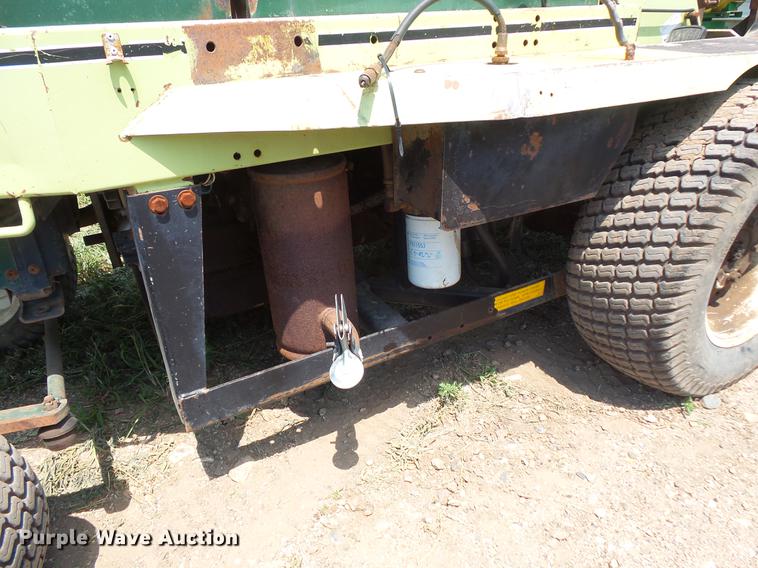 image for item DV9430 Cushman lawn mower