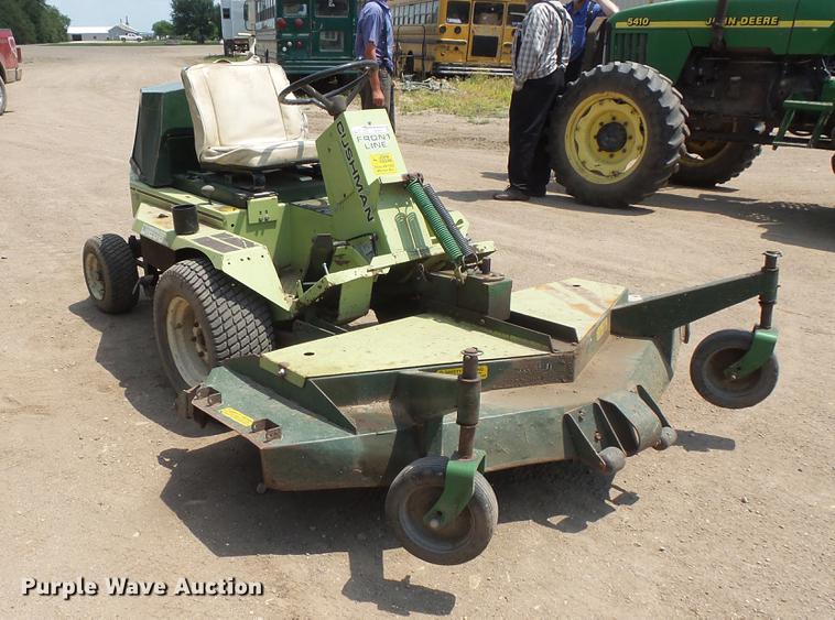 image for item DV9431 Cushman lawn mower