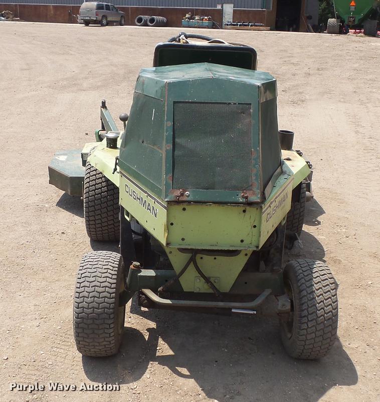 image for item DV9431 Cushman lawn mower