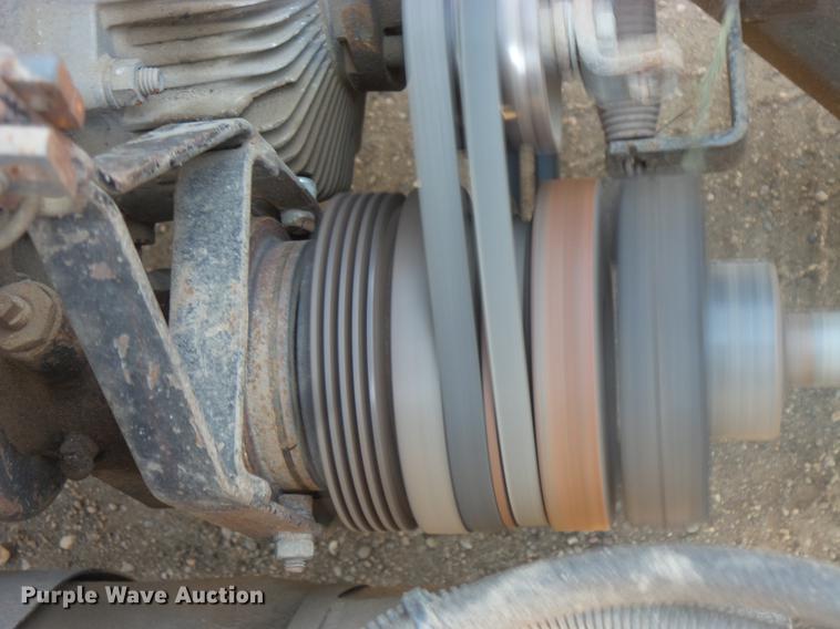 image for item DV9431 Cushman lawn mower