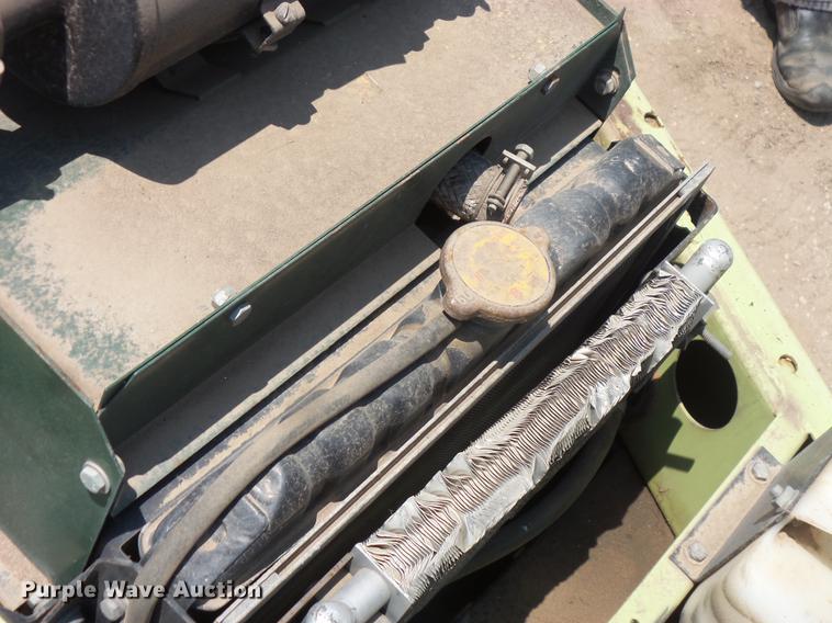 image for item DV9431 Cushman lawn mower