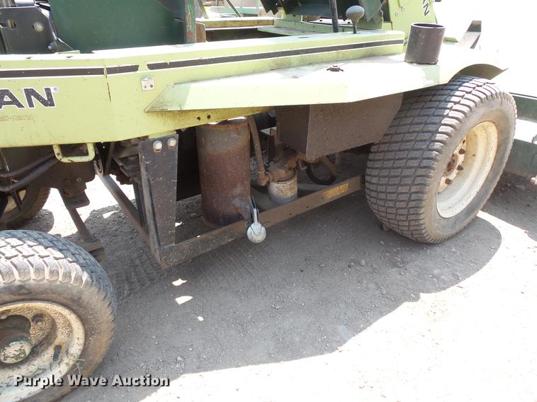 image for item DV9431 Cushman lawn mower