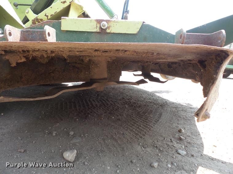 image for item DV9431 Cushman lawn mower