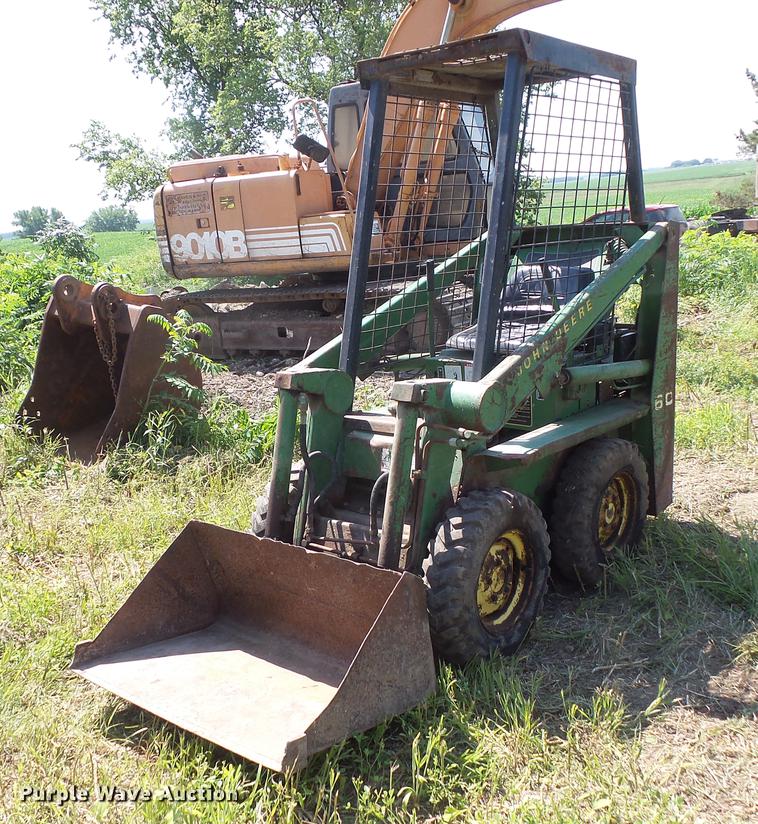 image for item DV9442 John Deere 60 skid steer