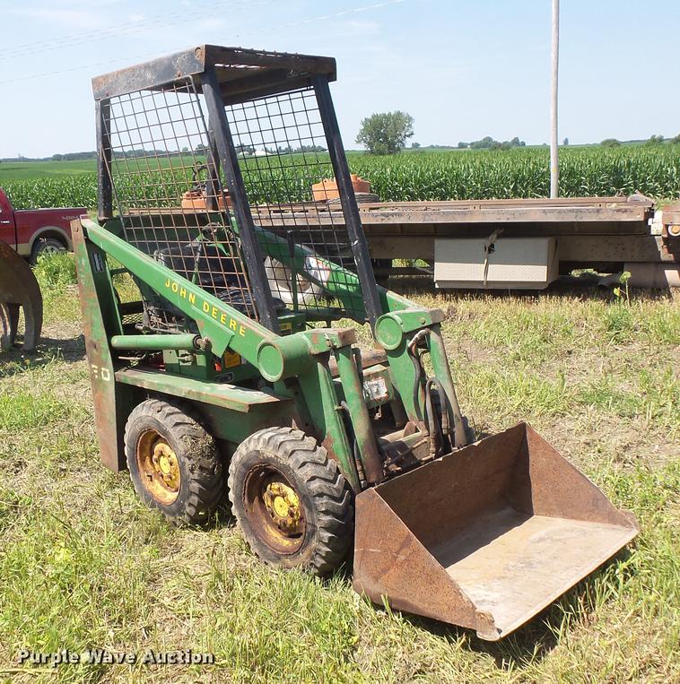 image for item DV9442 John Deere 60 skid steer