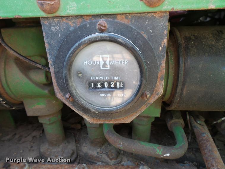 image for item DV9442 John Deere 60 skid steer