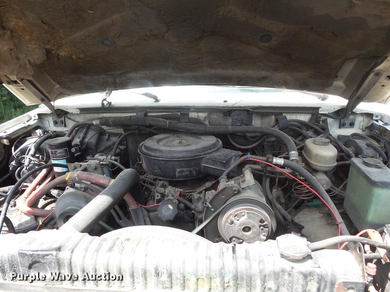 image for item DV9446 1991 Ford F450 tow truck