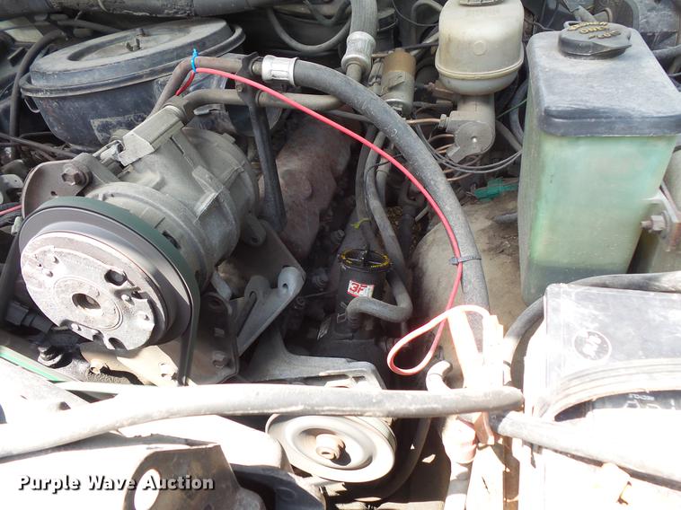 image for item DV9446 1991 Ford F450 tow truck