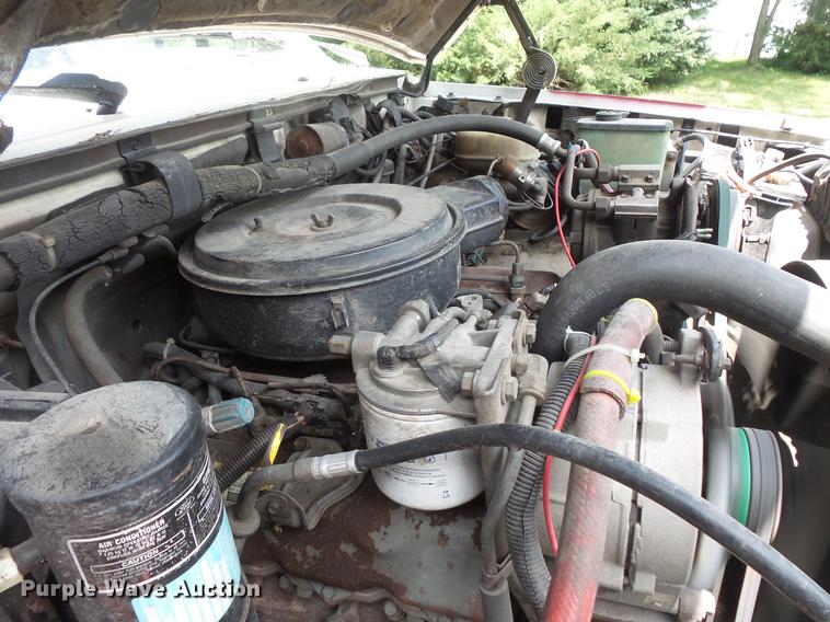 image for item DV9446 1991 Ford F450 tow truck