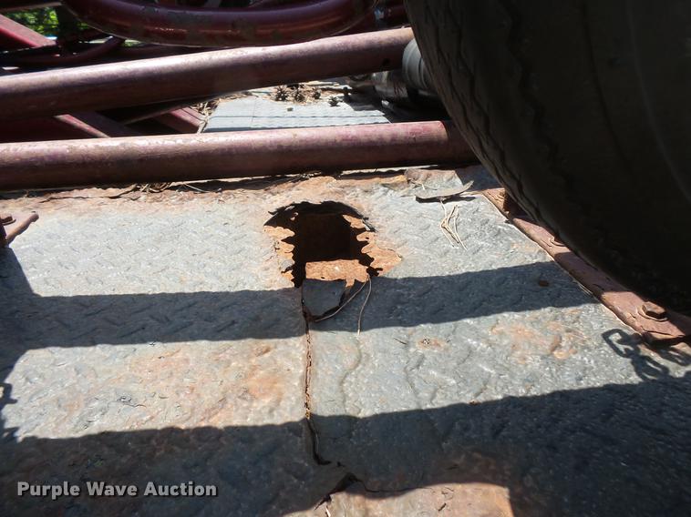 image for item DV9446 1991 Ford F450 tow truck