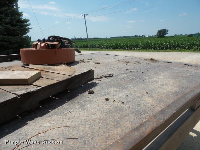 image for item DV9447 2000 International 4700 rollback truck