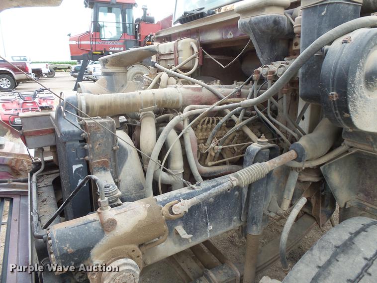 image for item DV9463 1988 Mack CS250P truck cab and chassis