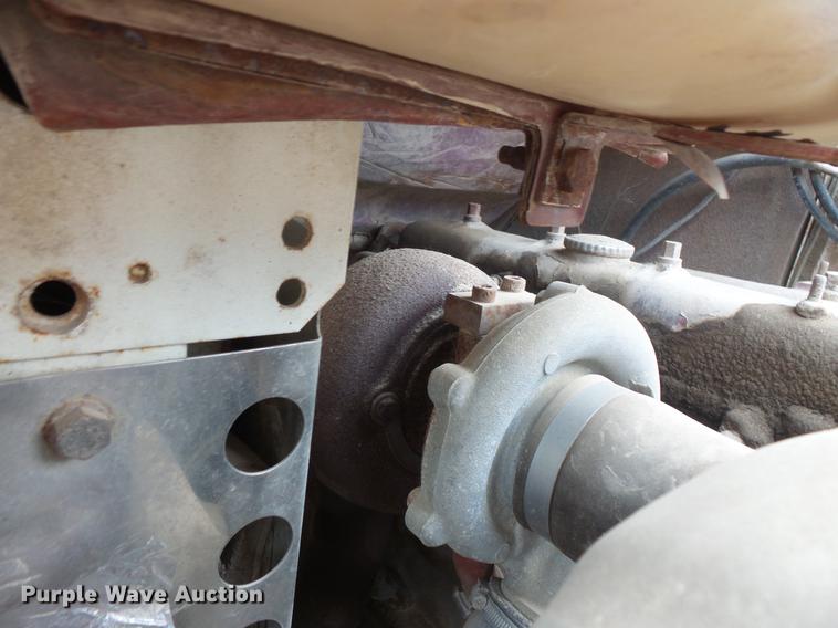 image for item DV9463 1988 Mack CS250P truck cab and chassis