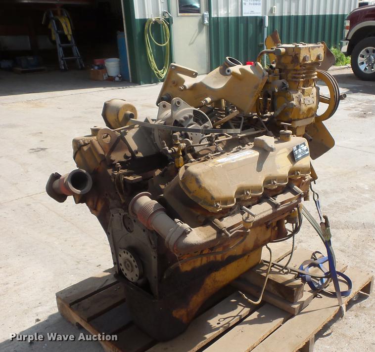 image for item DV9464 Caterpillar 3208 eight cylinder turbo diesel engine