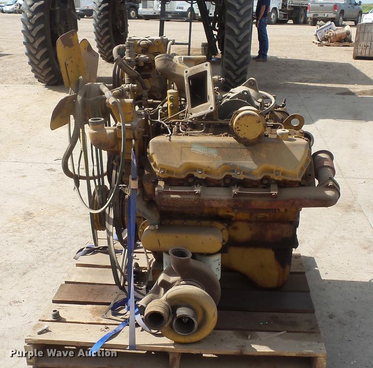 image for item DV9464 Caterpillar 3208 eight cylinder turbo diesel engine