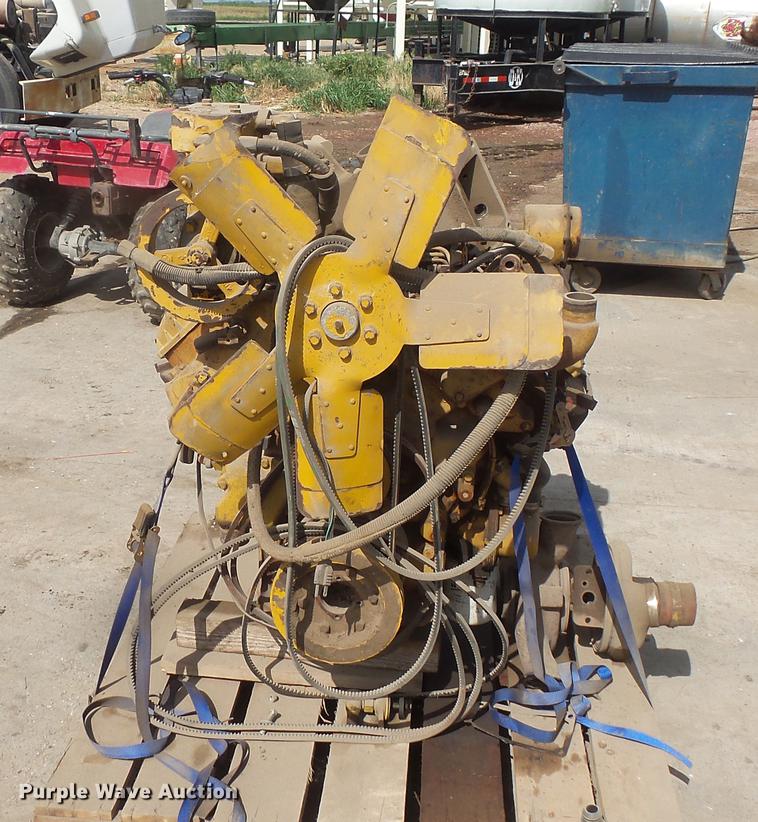 image for item DV9464 Caterpillar 3208 eight cylinder turbo diesel engine