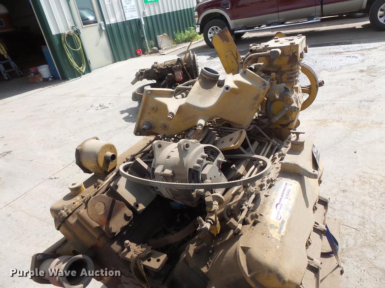 image for item DV9464 Caterpillar 3208 eight cylinder turbo diesel engine