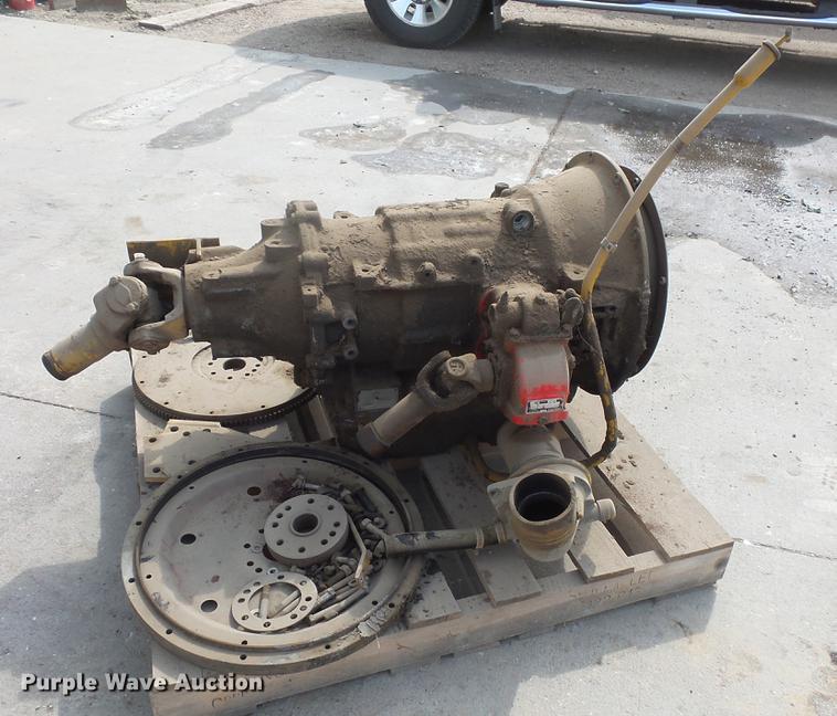 image for item DV9464 Caterpillar 3208 eight cylinder turbo diesel engine