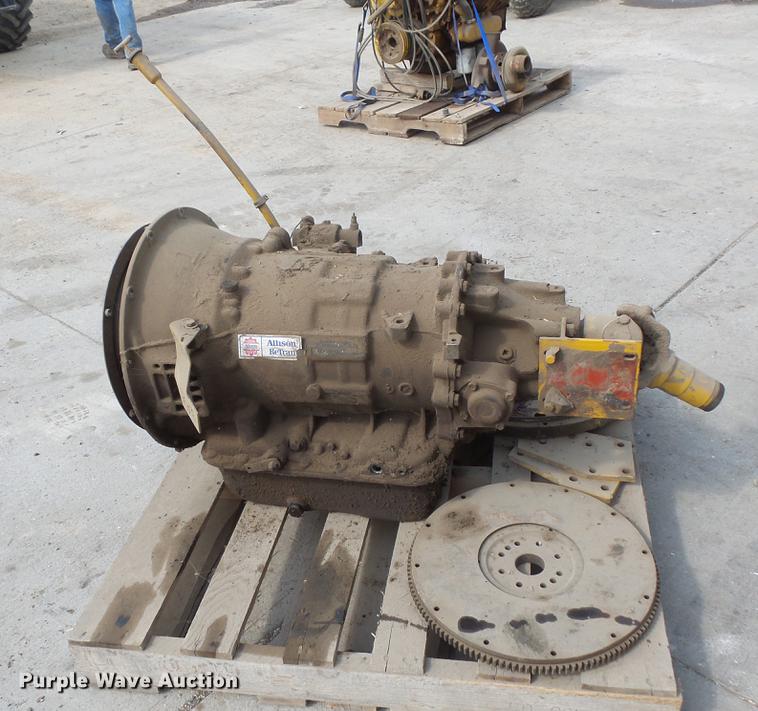 image for item DV9464 Caterpillar 3208 eight cylinder turbo diesel engine