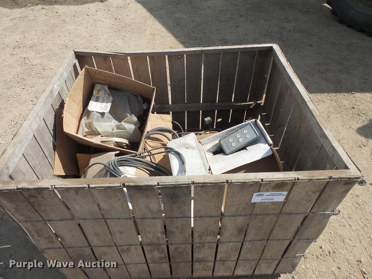 image for item DV9466 Pallet of AG wiring