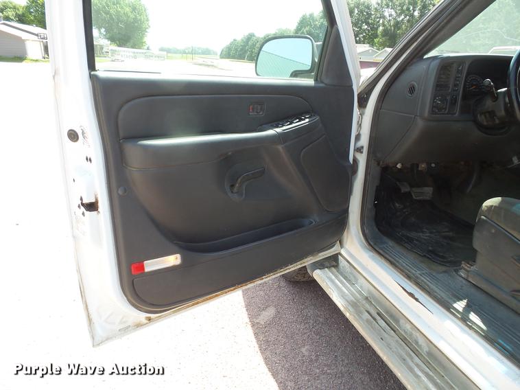 image for item DV9474 2006 Chevrolet Silverado 2500 Crew Cab pickup truck