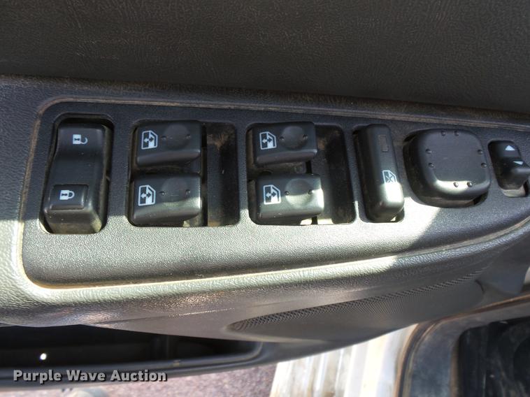 image for item DV9474 2006 Chevrolet Silverado 2500 Crew Cab pickup truck