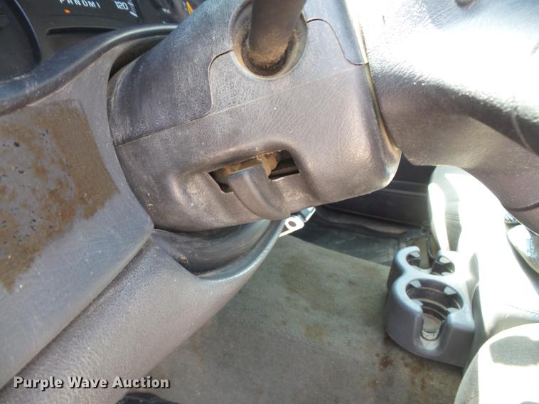 image for item DV9474 2006 Chevrolet Silverado 2500 Crew Cab pickup truck