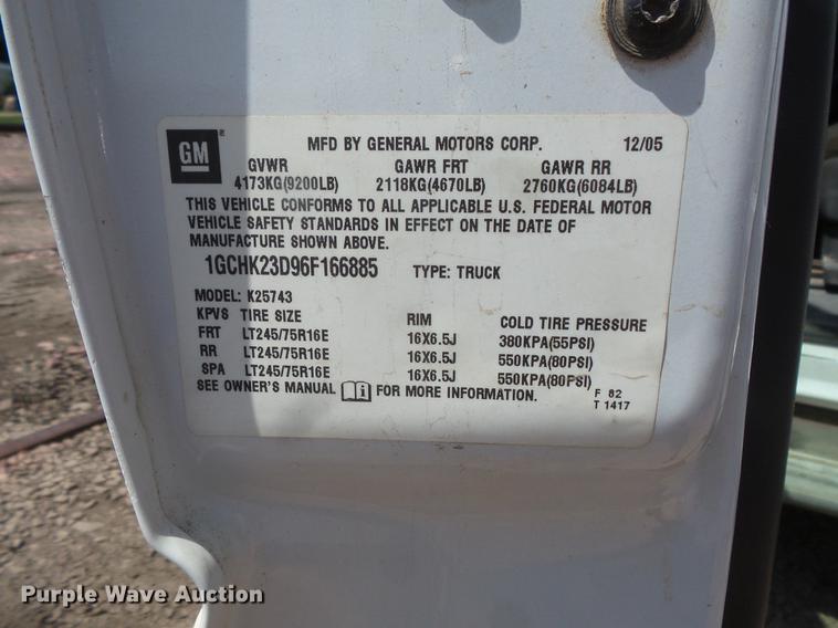 image for item DV9474 2006 Chevrolet Silverado 2500 Crew Cab pickup truck