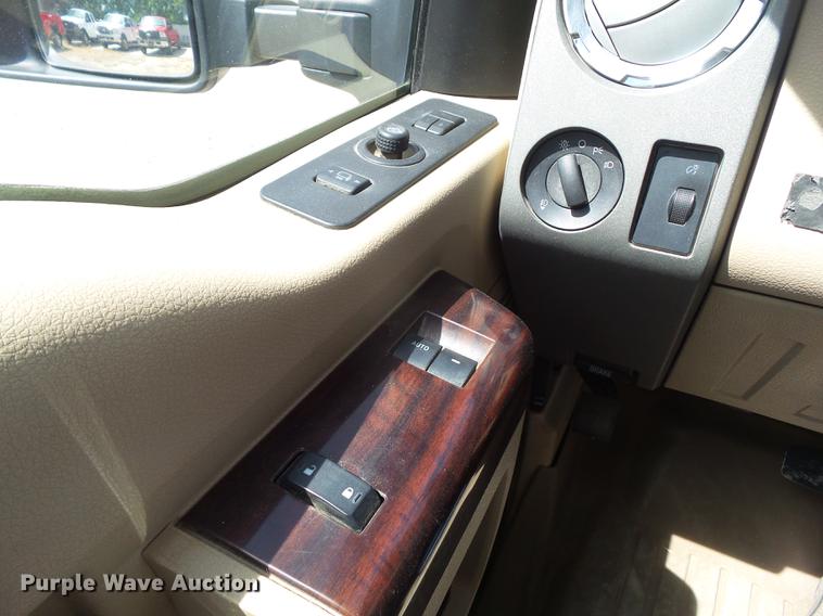 image for item DZ9396 2008 Ford F250 Super Duty SuperCab pickup truck