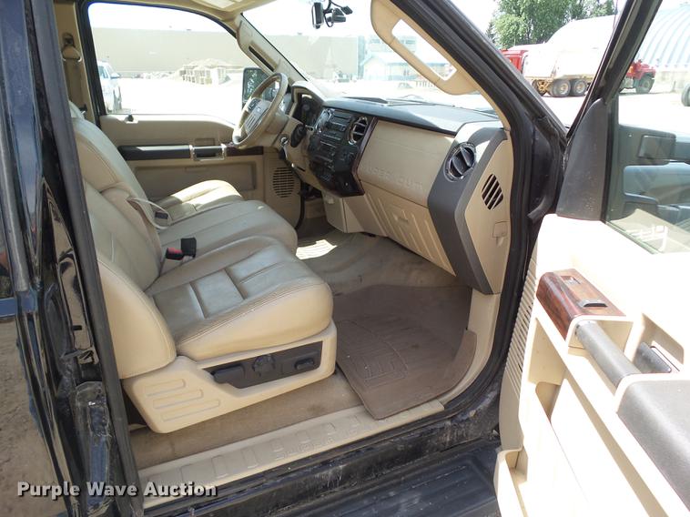 image for item DZ9396 2008 Ford F250 Super Duty SuperCab pickup truck