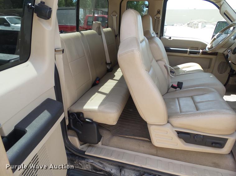 image for item DZ9396 2008 Ford F250 Super Duty SuperCab pickup truck