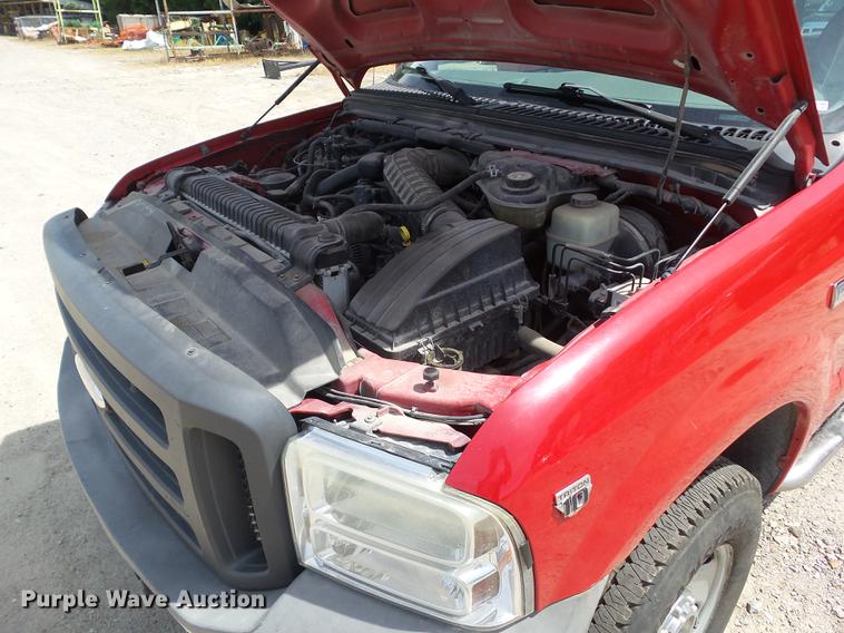 image for item DZ9397 2005 Ford F350 Super Duty XL Crew Cab pickup truck