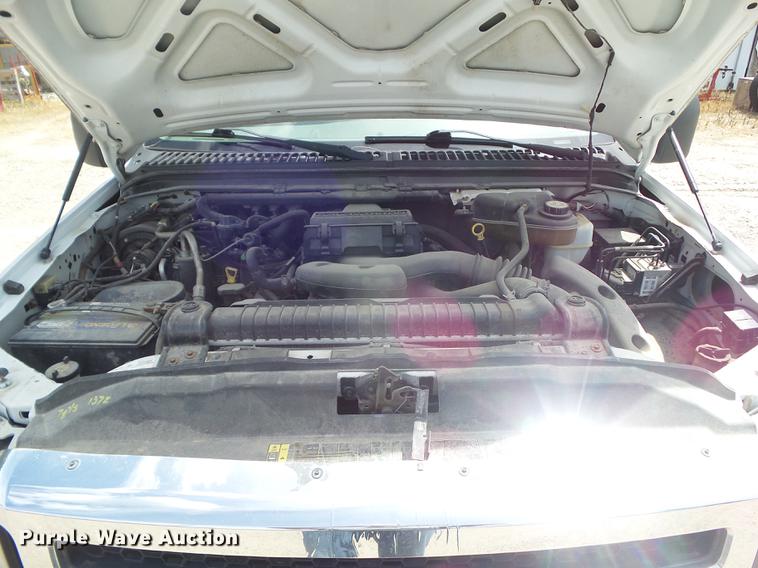 image for item DZ9398 2006 Ford F250 Super Duty SuperCab pickup truck