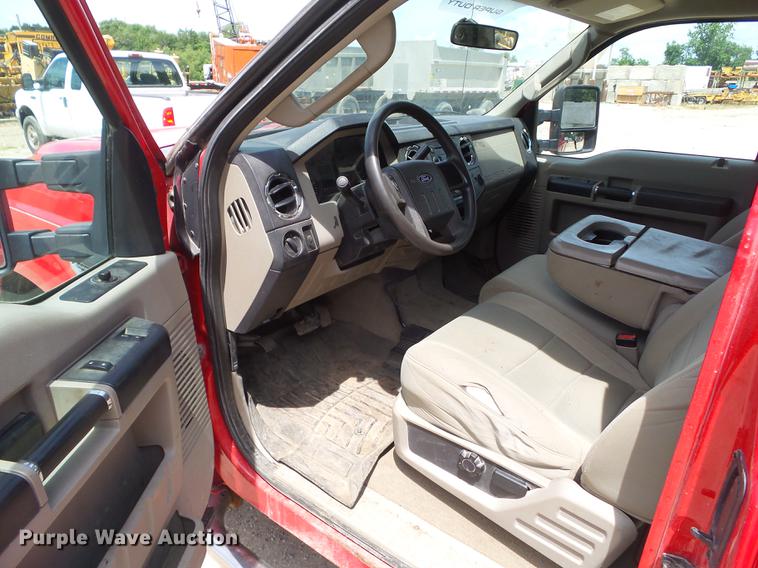 image for item DZ9400 2008 Ford F250 Super Duty SuperCab pickup truck