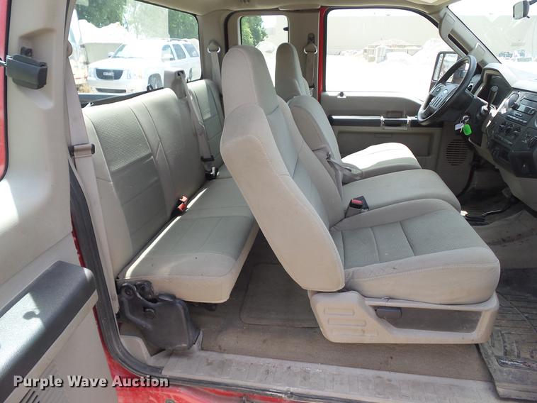 image for item DZ9400 2008 Ford F250 Super Duty SuperCab pickup truck